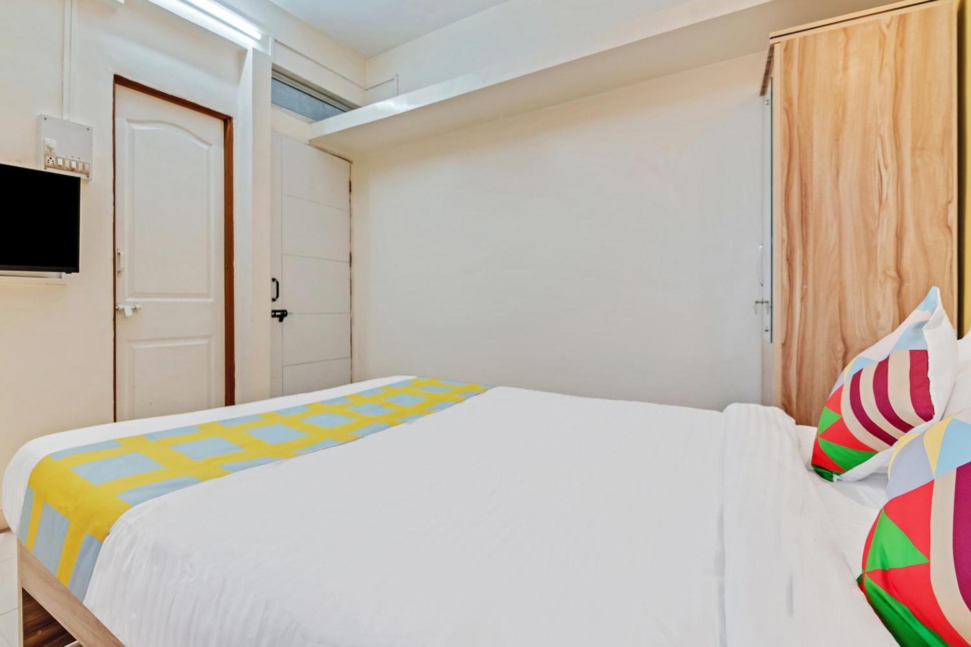 Super Hotel O Saraswati Niwas Vadgaon Budruk Pune Exterior foto